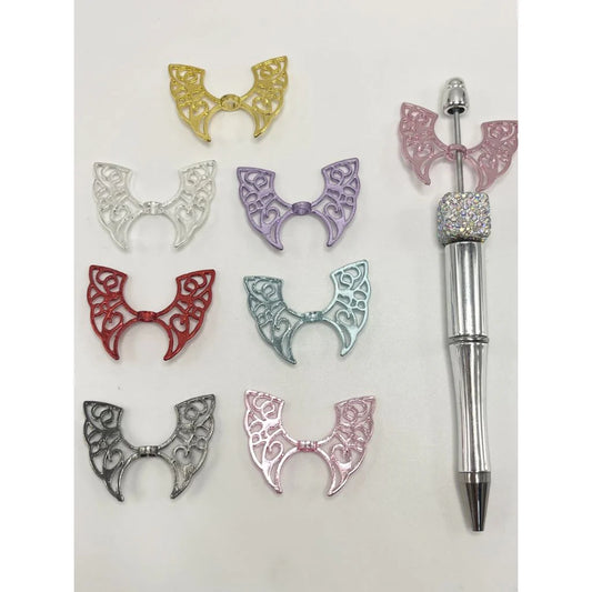 z-Metal Spacers with Angel Wings
