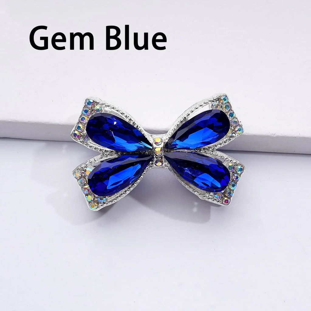 z-Silver Metal Beads with Fancy Bowtie with Shiny Rhinestones, 24*38MM