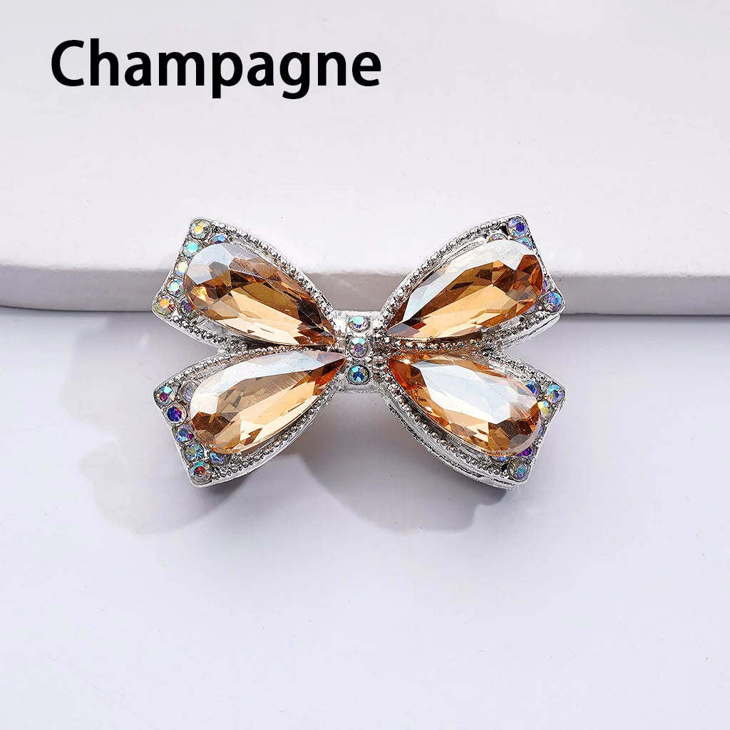 z-Silver Metal Beads with Fancy Bowtie with Shiny Rhinestones, 24*38MM