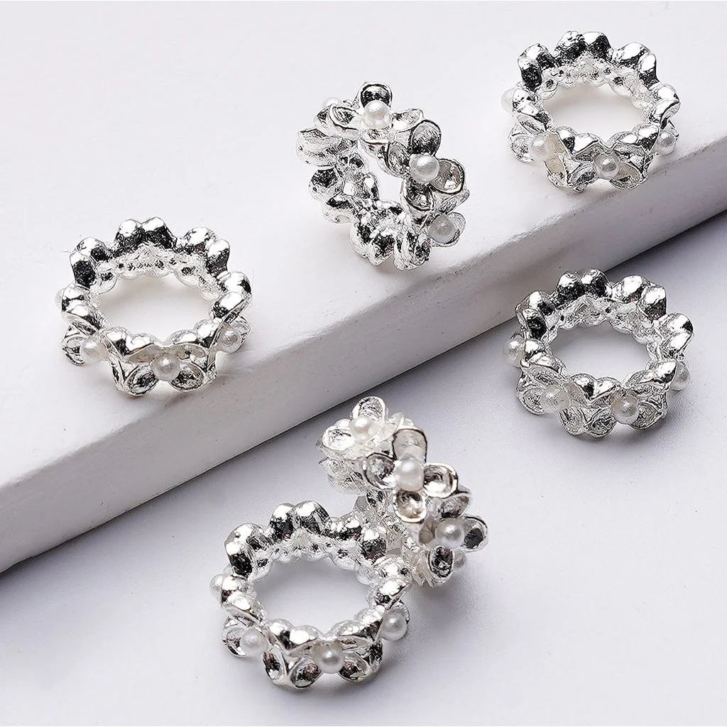 z-Exquisite Gold Silver Cute Flower Shape Metal Spacer with White Pearls Inside