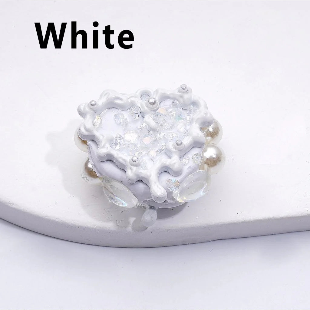 z-Cute Fancy Hand Painted Heart Frame with White Pearls Clear Oval Pearls Mini Stones Clay Beads, Around 24*28MM